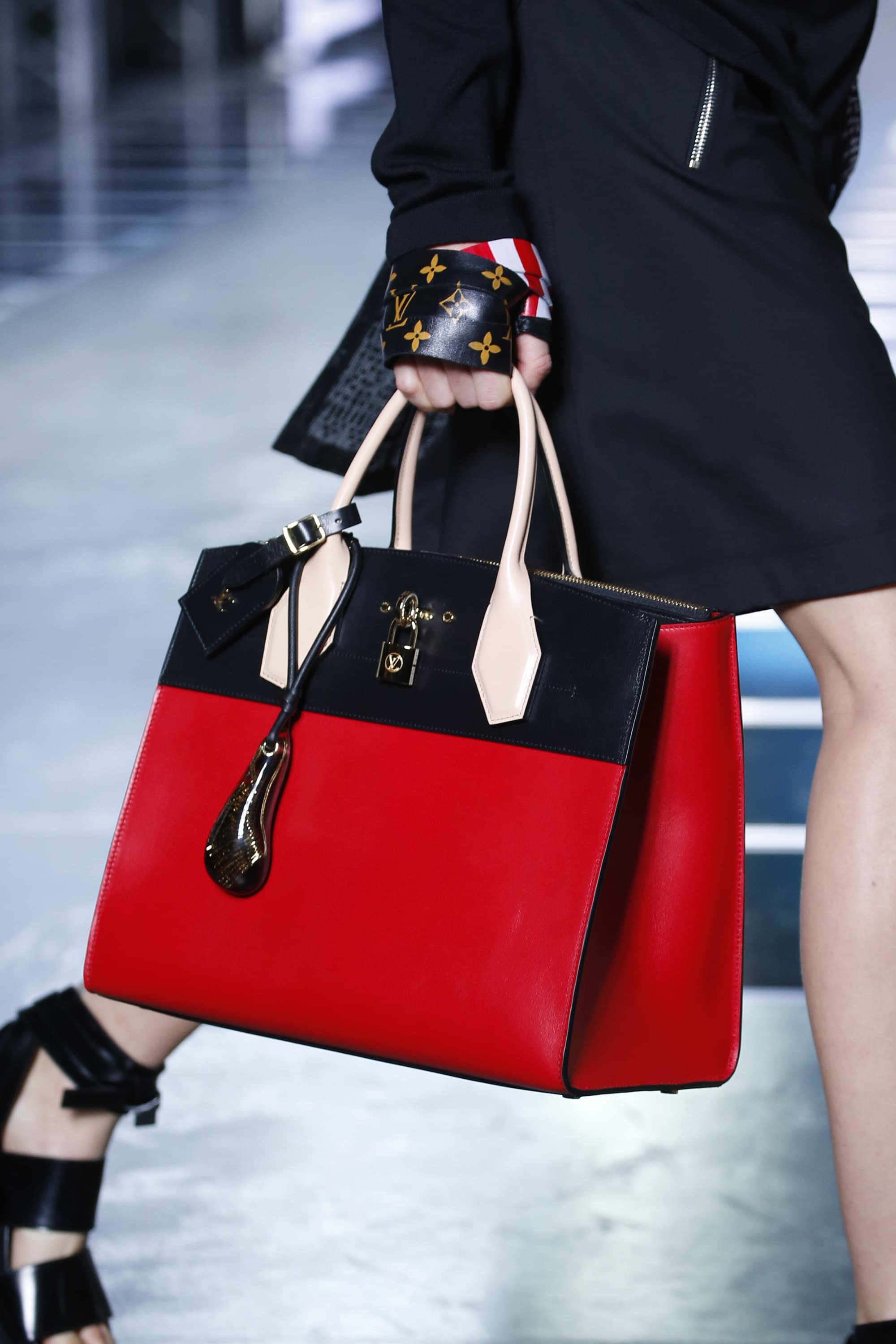 Louis Vuitton Spring/Summer 2016 Runway Bag Collection – Spotted Fashion