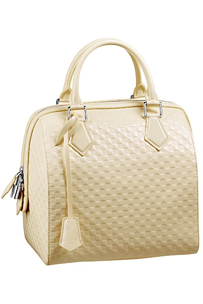 Maxi bag new collection Louis Vuitton - The Blondes Cube