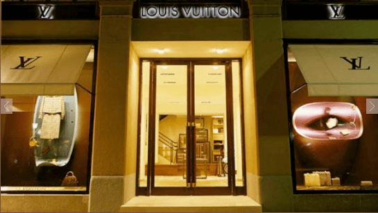 Louis Vuitton München Oberpollinger Store in München, Germany