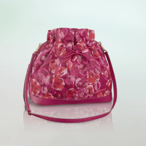 🔴SOLD🔴Edición Especial Colección Summer 2013. Bolsa Louis Vuitton Rose  Velours Ikat Catalina NS en piel vernis color rosa con monogram…