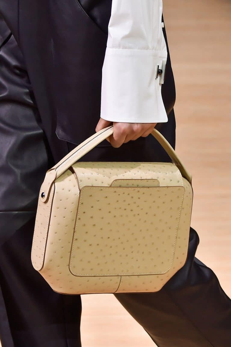 Hermes Fall/Winter 2015 Runway Bag Collection Featuring Sac Poudrier