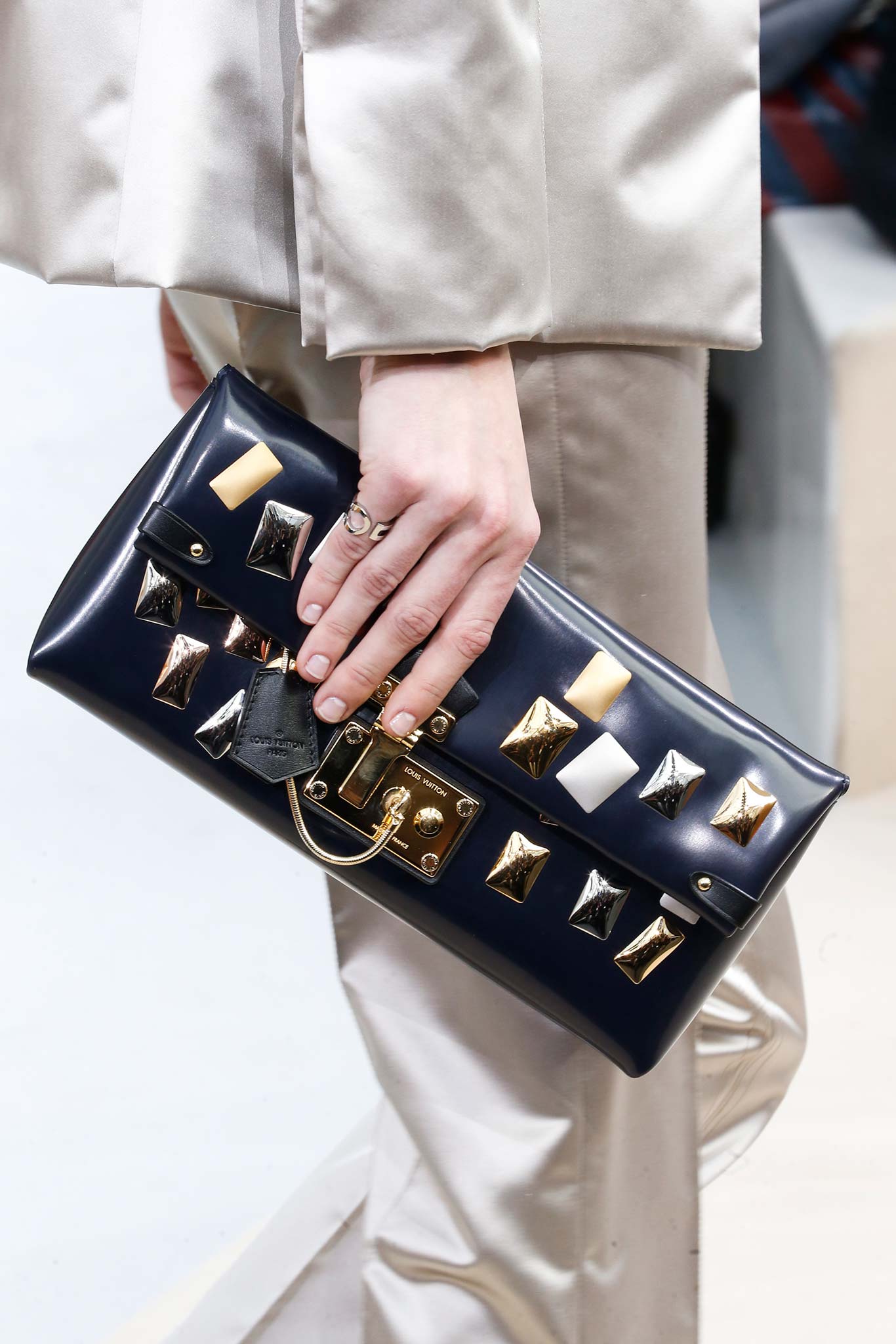 Louis Vuitton Clutch – Tokyo Fashion