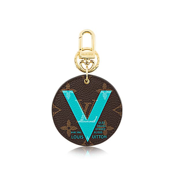 Louis Vuitton Limited Edition Turquoise Monogram Canvas V Cosmetic Pouch -  Yoogi's Closet