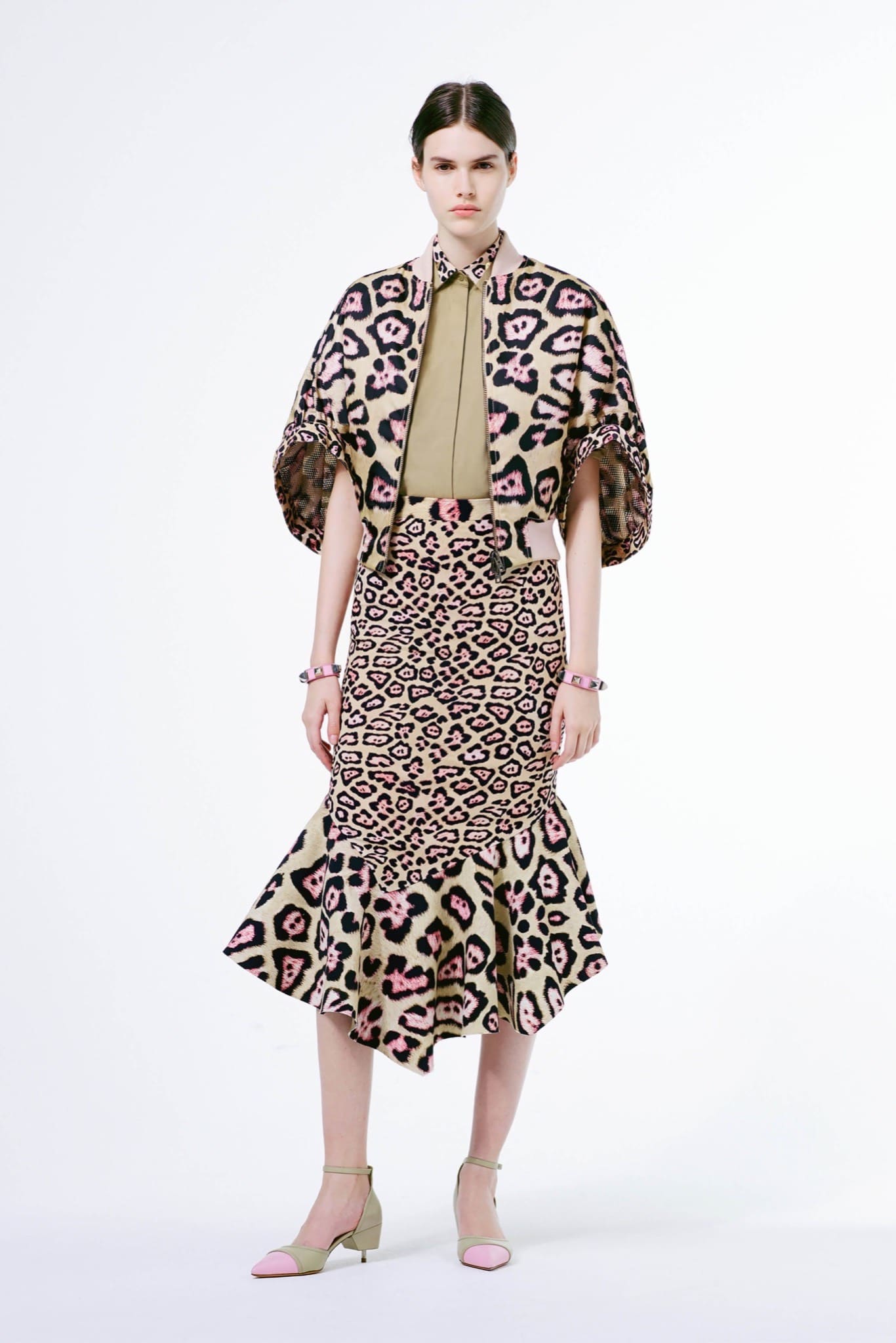 Givenchy Resort 2016 Collection featuring Green Leopard Print – Spotted ...