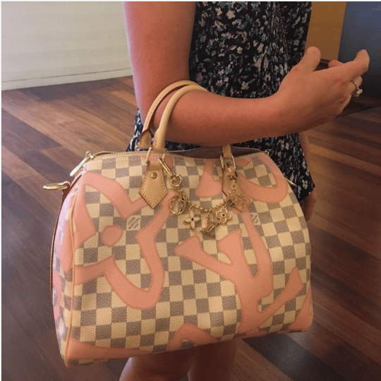 Louis Vuitton speedy bandouliere 25 casual outfit  Louis vuitton bag  outfit, Louis vuitton speedy outfit, Vuitton outfit