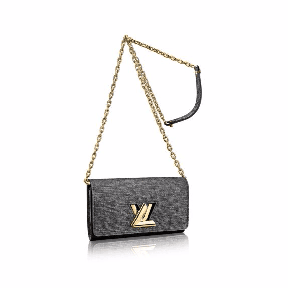 Packing & styling the Louis Vuitton Twist Chain bag. #TheRealPussinBoo