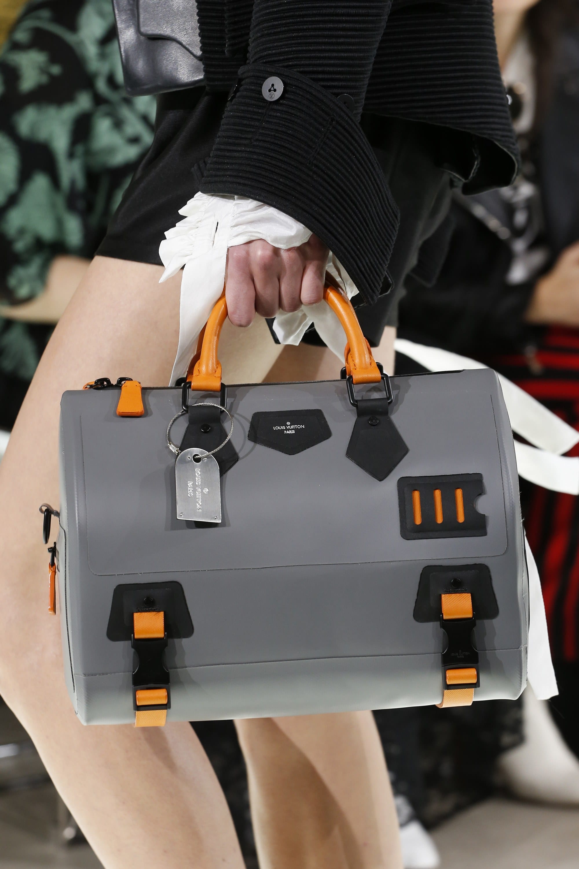 Handbag Review: Louis Vuitton Speedy 35 - The Brunette Nomad
