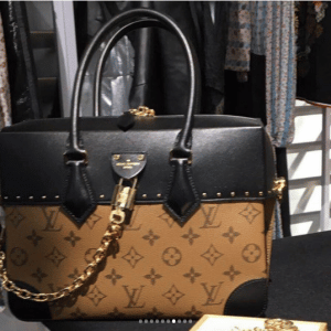 louis vuitton monogram with black handles