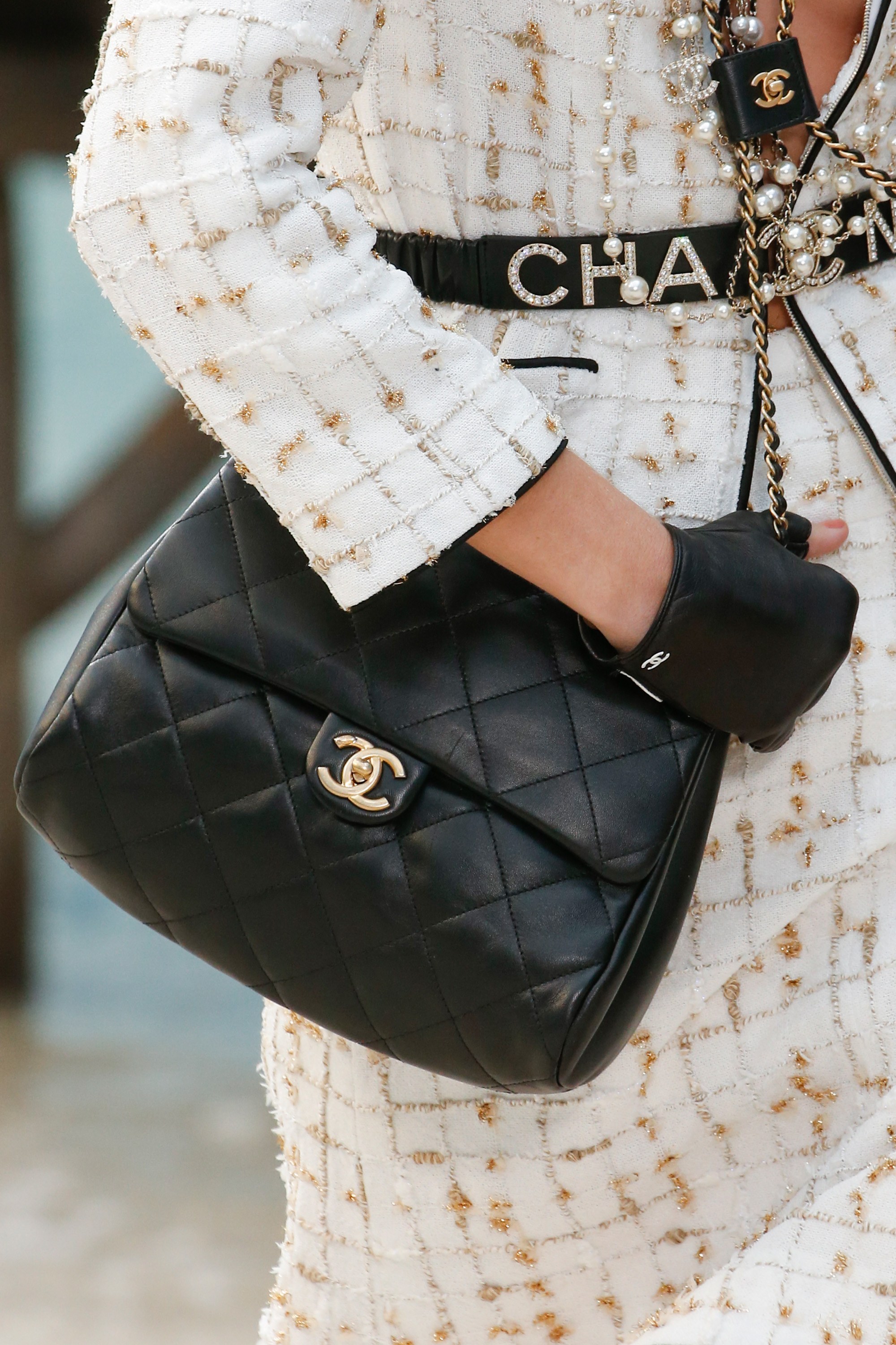 Chanel Medium Flap Bag Price 2019 The Art Of Mike Mignola - chanel black bag roblox