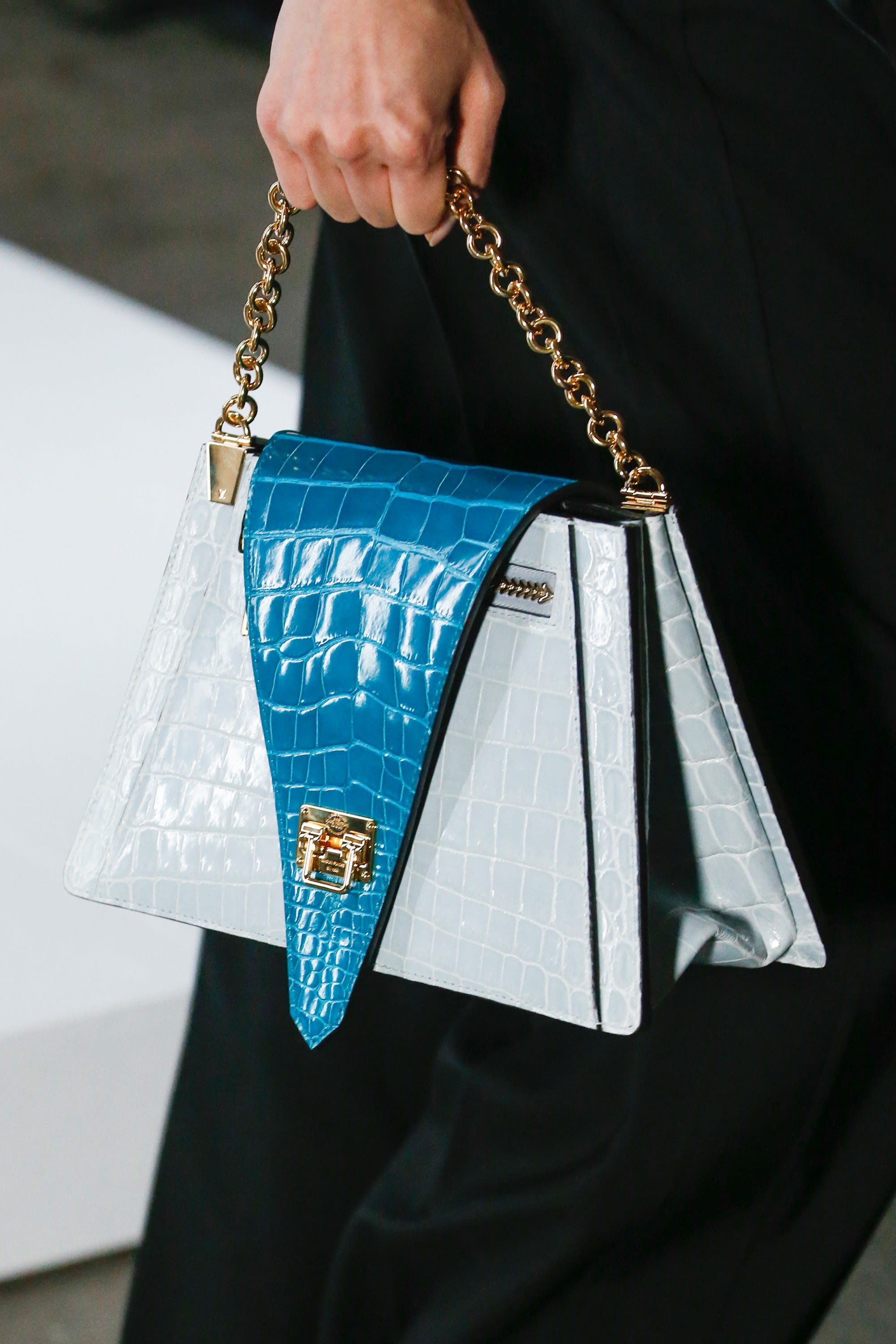 Louis Vuitton Geant Bag Collection From Spring/Summer 2019 - Spotted Fashion