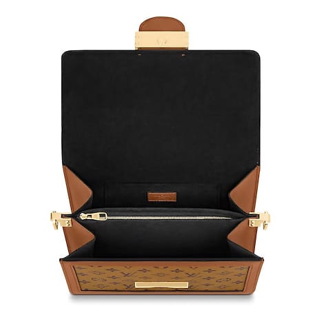 Dauphine belt bag in Taurillon leather – THE MODAOLOGY
