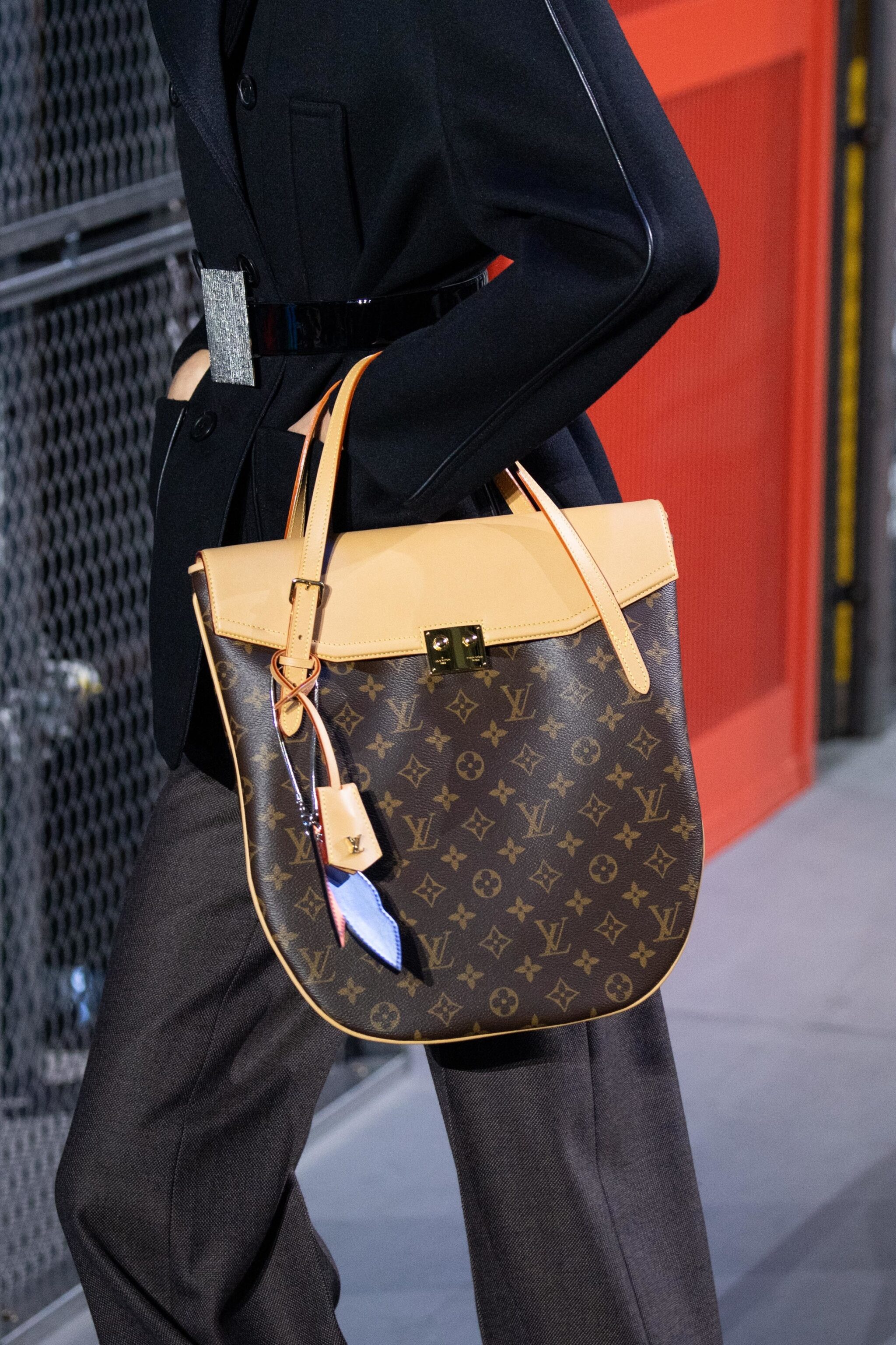 Louis #Vuitton #Handbags#fashionstyle#Casual Outfits,2019 New LV Collection  for Louis Vuitton.