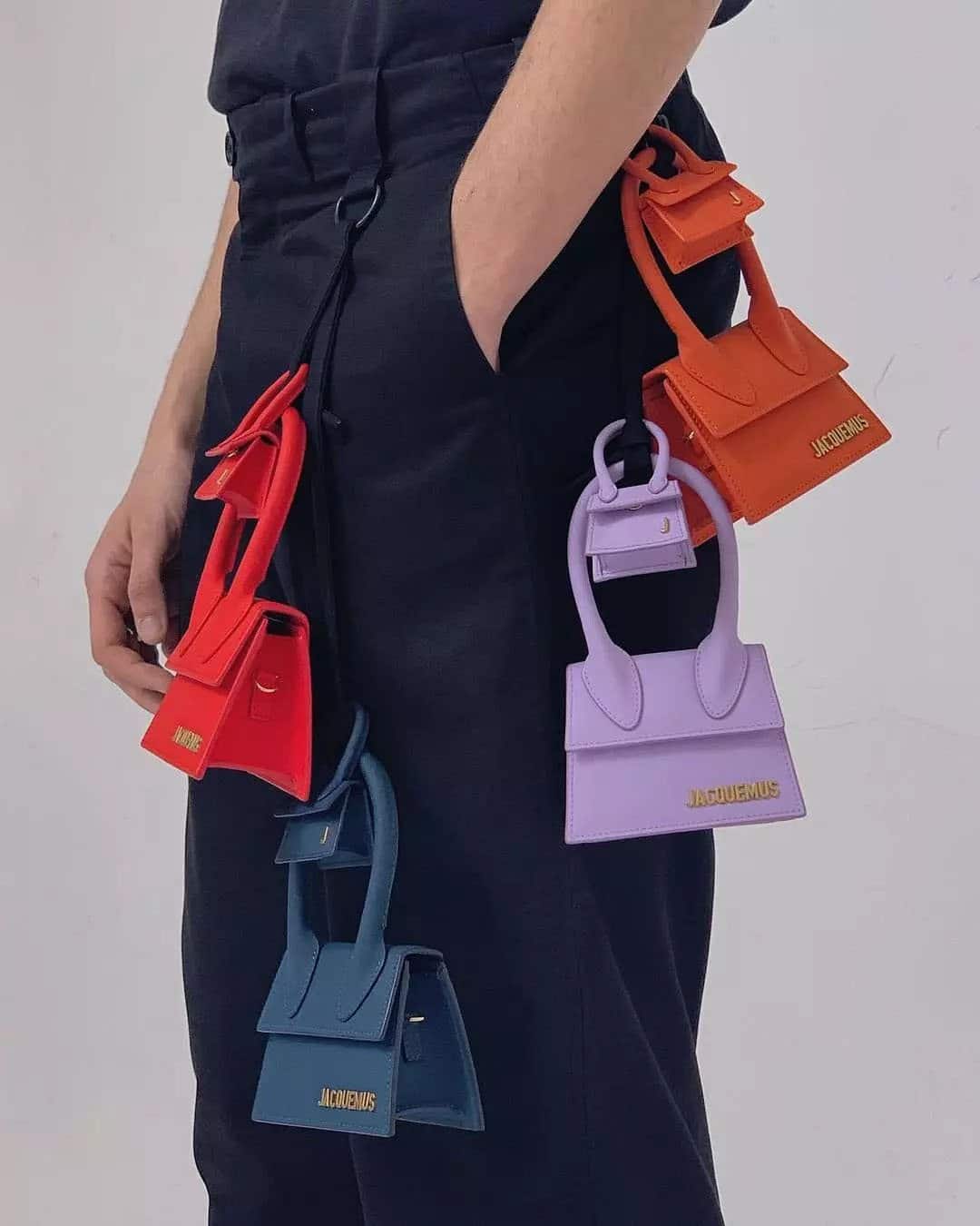The Guide to the Mini and Micro Bags of Jacquemus 'Chiquito' - Spotted  Fashion