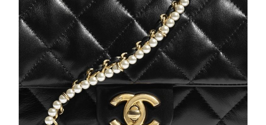 Your Complete Guide to CHANEL's Bag Sizes & Style Codes - BagAddicts  Anonymous