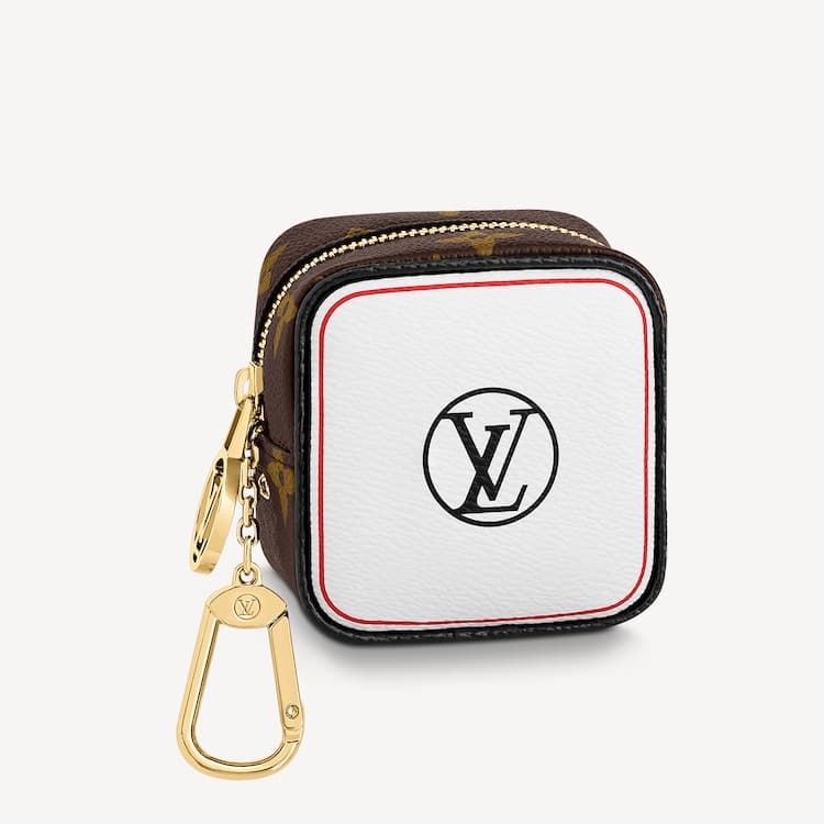 Louis Vuitton - Cœur Game on Crossbody bag in Italy