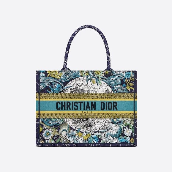 Fashion Bag - New arrival 😍👏🏻👏🏻 Dior Book Tote‼ Size 42 CM