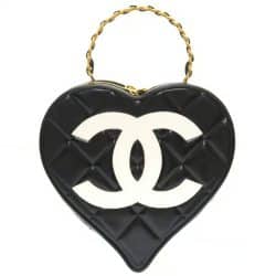 Is the Chanel Bag worth the Price in 2023? • Petite in Paris